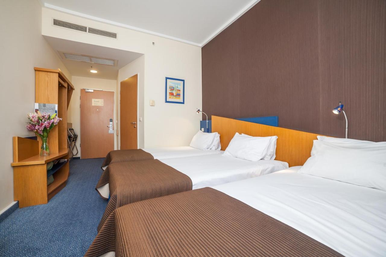 Express Krakow Hotel كراكوفيا المظهر الخارجي الصورة