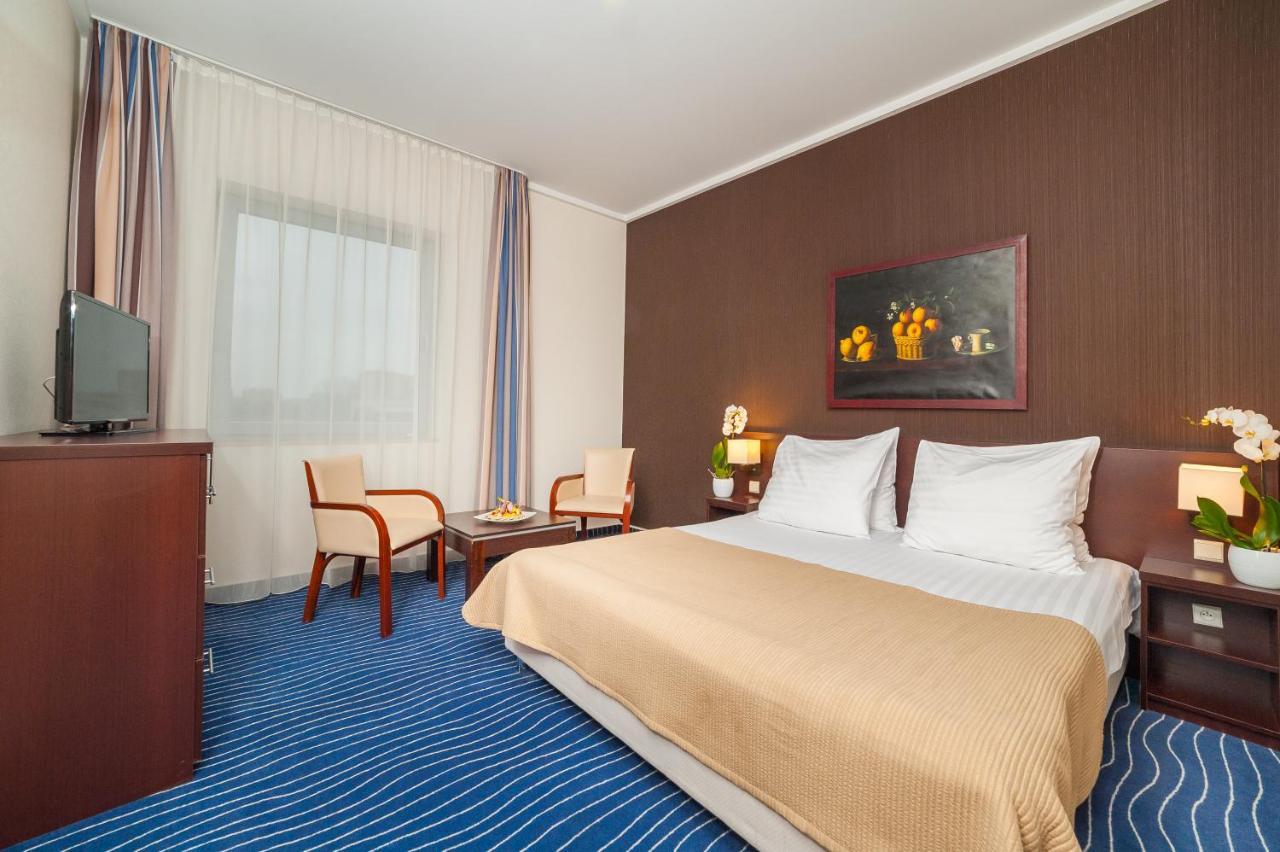 Express Krakow Hotel كراكوفيا المظهر الخارجي الصورة