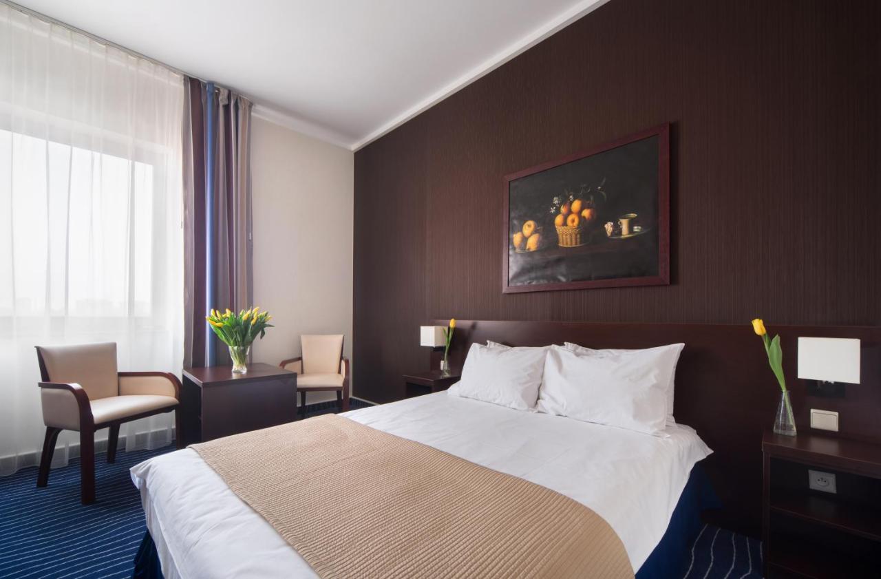 Express Krakow Hotel كراكوفيا المظهر الخارجي الصورة