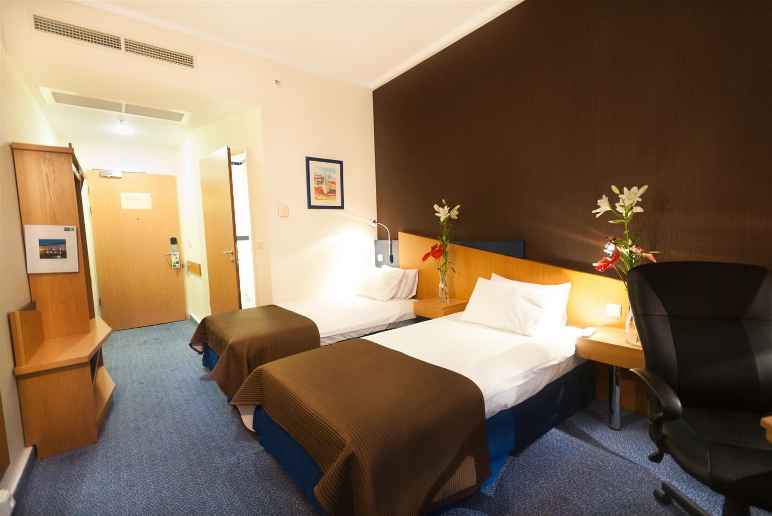 Express Krakow Hotel كراكوفيا المظهر الخارجي الصورة