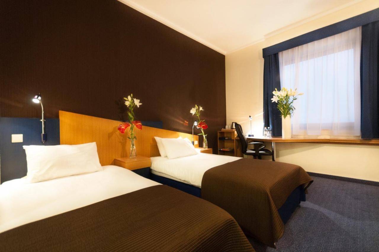 Express Krakow Hotel كراكوفيا المظهر الخارجي الصورة